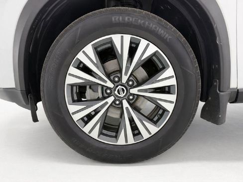 Used 2021 Nissan Rogue SV w/ Premium Package AWD/4WD image 29