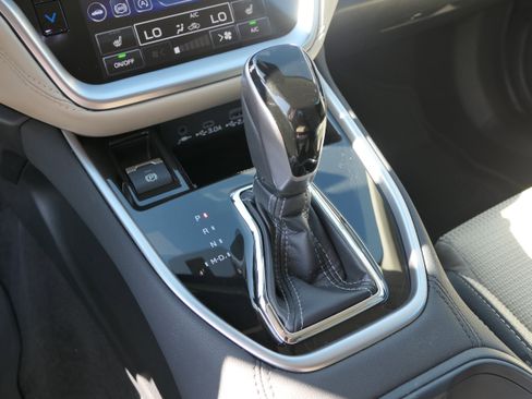 Certified 2025 Subaru Outback Premium image 21