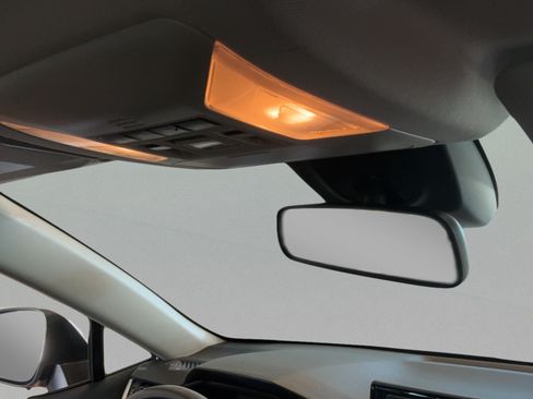 Used 2019 Toyota RAV4 XLE w/ Convenience Package FWD image 37