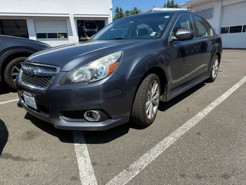 Used 2014 Subaru Legacy 2.5i Limited w/ Moonroof Package AWD/4WD image 1