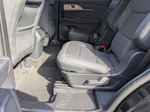 New 2026 Ford Explorer Active image 26