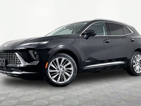 Certified 2024 Buick Envision Avenir AWD/4WD image 1