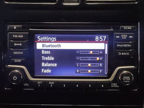 Used 2018 Nissan Versa Note SV image 25