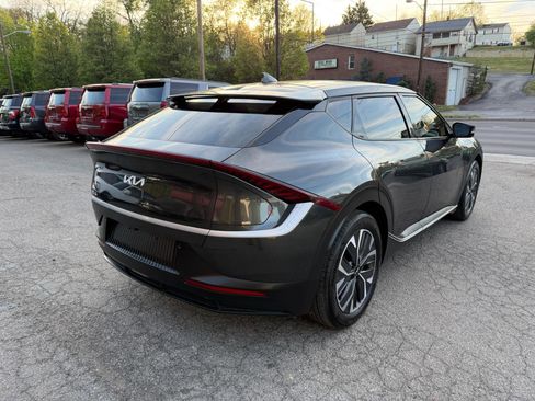 Used 2022 Kia EV6 Light image 5