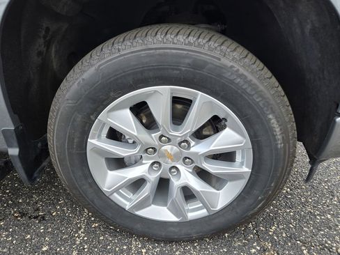 Certified 2025 Chevrolet Silverado 1500 Custom image 39