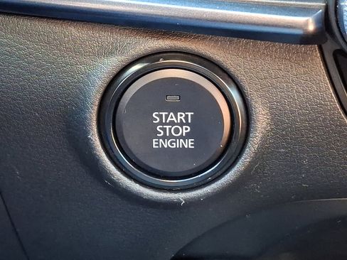 Used 2024 MAZDA MAZDA3 s image 24