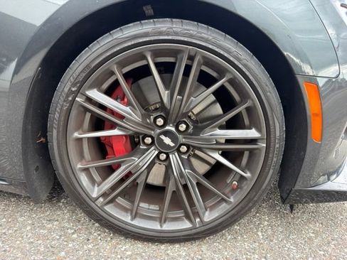 Used 2018 Chevrolet Camaro ZL1 RWD image 20