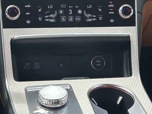 New 2026 Genesis GV80 3.5T Advanced AWD/4WD image 31