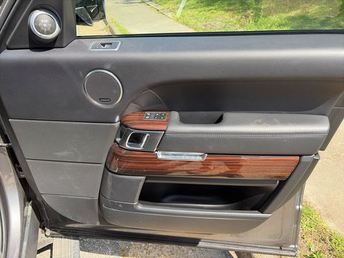 Used 2014 Land Rover Range Rover Long Wheelbase Supercharged image 45