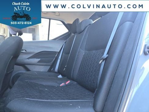 Used 2021 Nissan Kicks SV FWD image 7