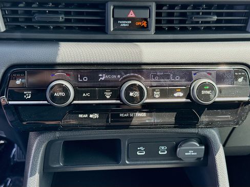 New 2026 Honda Pilot Sport image 15