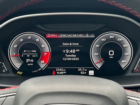 Used 2025 Audi Q3 2.0T Premium Plus w/ Premium Plus Package image 25