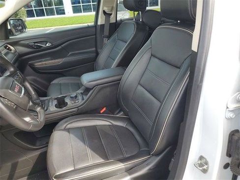 Used 2021 GMC Acadia Denali w/ Denali Technology Package image 72