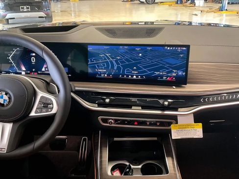 New 2026 BMW X7 xDrive40i w/ Executive Package image 6
