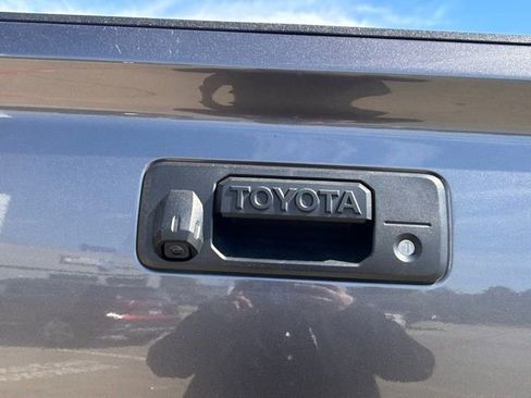 Used 2021 Toyota Tundra SR5 AWD/4WD image 8
