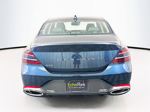 Used 2025 Genesis G70 2.5T image 7