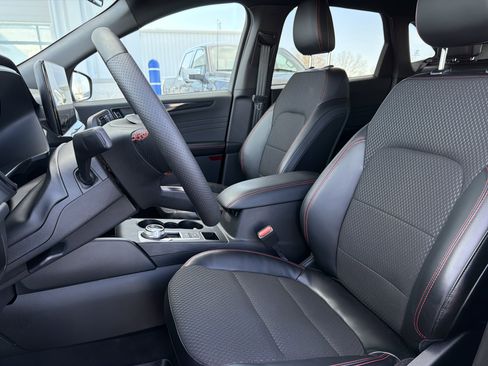 Certified 2023 Ford Escape ST-Line w/ Tech Pack #1 image 21