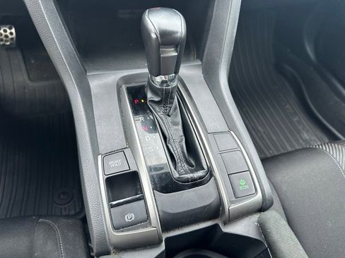 Used 2018 Honda Civic Sport image 26