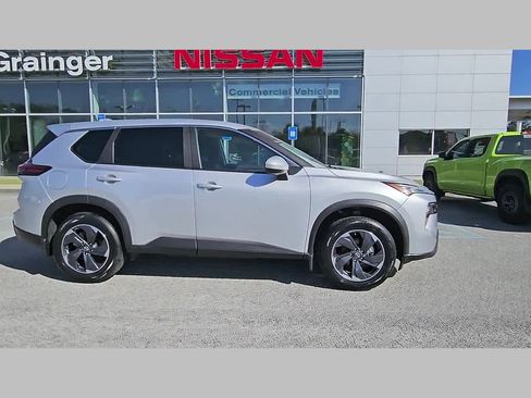 Used 2024 Nissan Rogue SV image 37