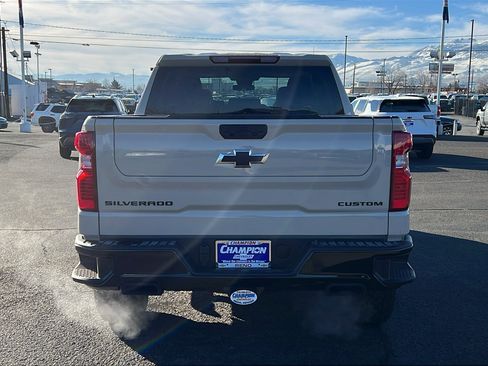 New 2026 Chevrolet Silverado 1500 Custom Trail Boss w/ LPO, Dark Essentials Package image 6