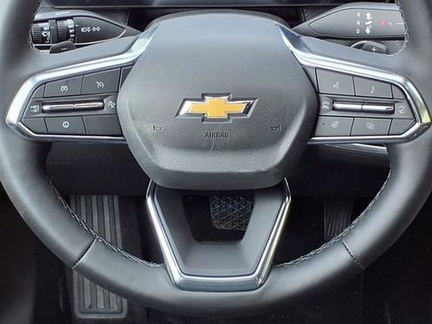 New 2026 Chevrolet Equinox LT w/ Convenience Package II image 14