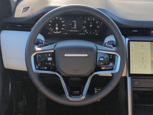 New 2026 Land Rover Discovery Sport Landmark image 22