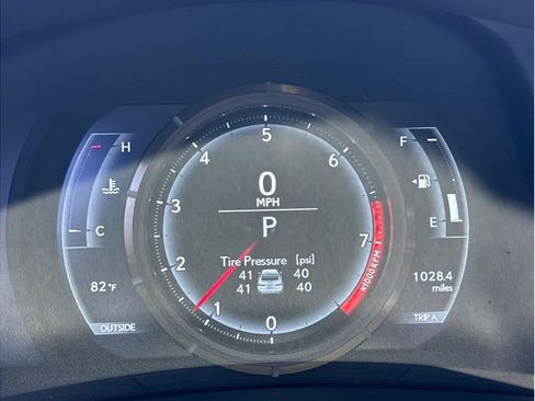 Used 2014 Lexus IS 350 w/ F Sport Package RWD image 19