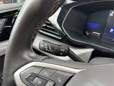 Used 2022 Volkswagen Taos S image 24