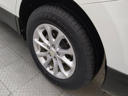 Used 2020 Chevrolet Equinox LS w/ LS Convenience Package FWD image 31