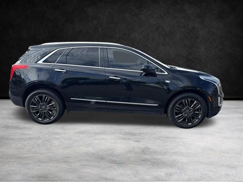 Used 2018 Cadillac XT5 Premium Luxury FWD image 6