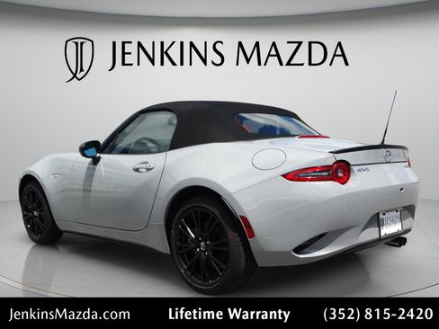 New 2026 MAZDA MX-5 Miata Club w/ Interior Package RWD image 7