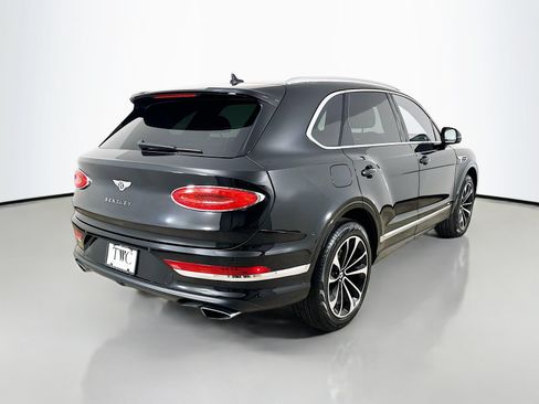 Used 2022 Bentley Bentayga AWD/4WD image 9
