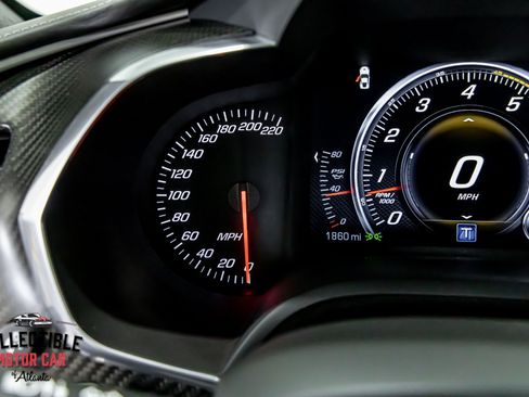 Used 2015 Chevrolet Corvette Z06 w/ 3LZ Preferred Equipment Group RWD image 82