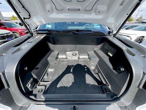 New 2024 Chevrolet Silverado EV RST image 22