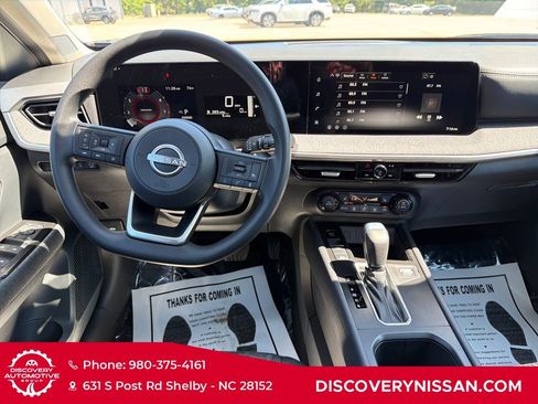 New 2026 Nissan Kicks SV w/ SV Premium Package image 32