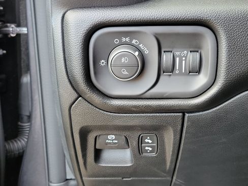 New 2026 RAM 1500 Big Horn AWD/4WD image 12