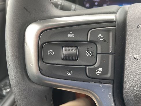 Used 2024 Chevrolet Tahoe Premier AWD/4WD image 20