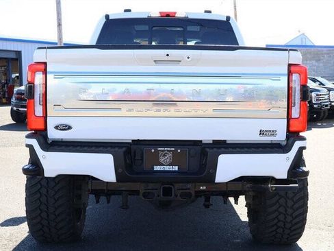 Used 2025 Ford F350 Platinum w/ Platinum Plus Package AWD/4WD image 4