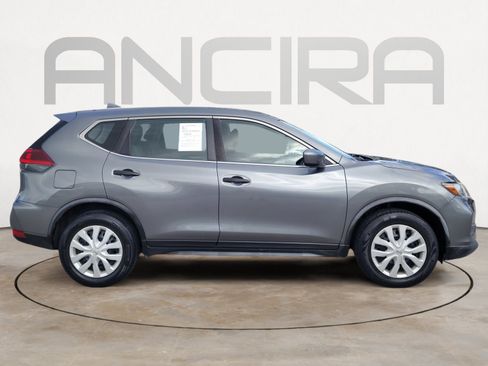 Used 2019 Nissan Rogue S FWD image 14