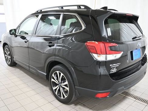 Used 2024 Subaru Forester Limited AWD/4WD image 11
