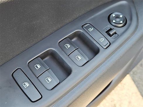 New 2026 Hyundai Venue SEL image 13