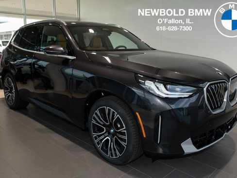 Used 2025 BMW X3 xDrive30i w/ Premium Package AWD/4WD image 1