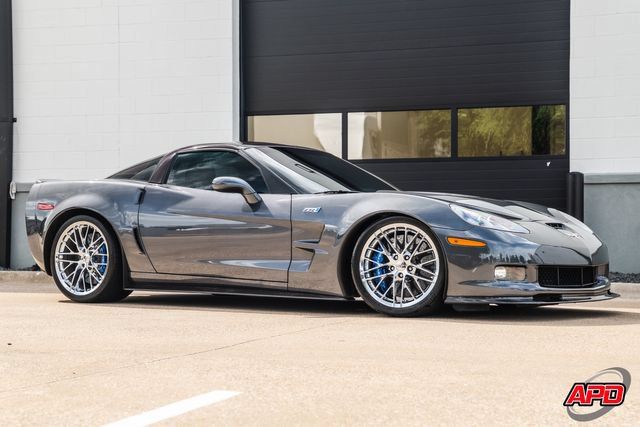 Used 2010 Chevrolet Corvette ZR1 w/ Preferred Equipment Group RWD image 39
