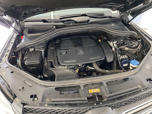 Used 2017 Mercedes-Benz GLE 350 4MATIC image 32