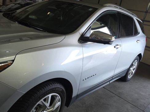 Used 2021 Chevrolet Equinox Premier AWD/4WD image 8