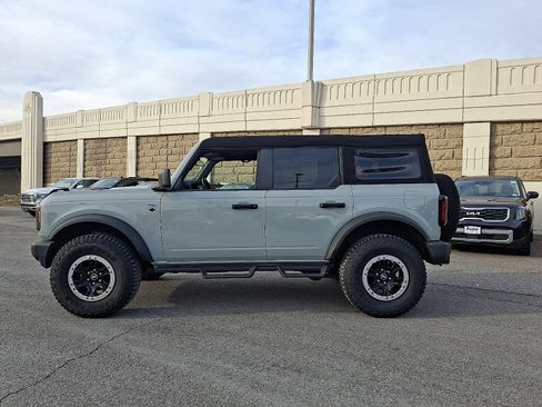 Used 2023 Ford Bronco Big Bend w/ Sasquatch Package image 7