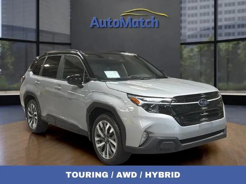Used 2025 Subaru Forester Touring w/ Protection Package (1PH) AWD/4WD image 1