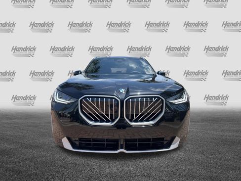 Used 2025 BMW X3 xDrive30i w/ Premium Package AWD/4WD image 3