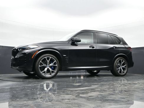 Used 2026 BMW X5 M60i AWD/4WD image 44