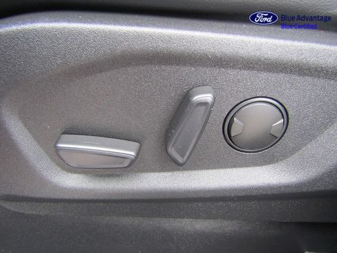 Certified 2024 Ford Edge ST-Line AWD/4WD image 28